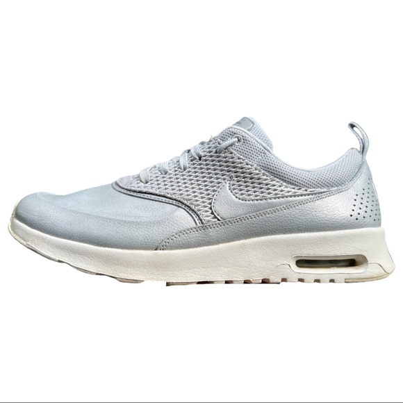 Nike Air Max Thea Premium Metallic Platinum Muted Silver Size 10 Sneaker - Picture 10 of 11